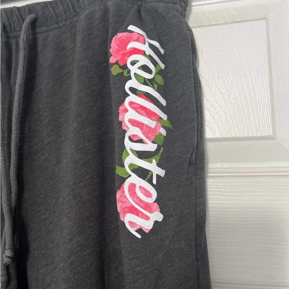 Hollister Sweatpants- Size XL - Picture 2 of 4